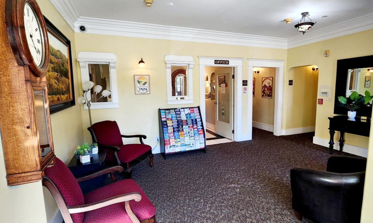 Santa Paula Inn Екстер'єр фото